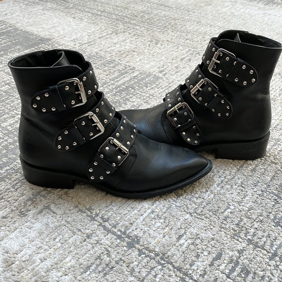 Steven by Steve Madden black ankle bootie. Women’s size 8 - Picture 7 of 7